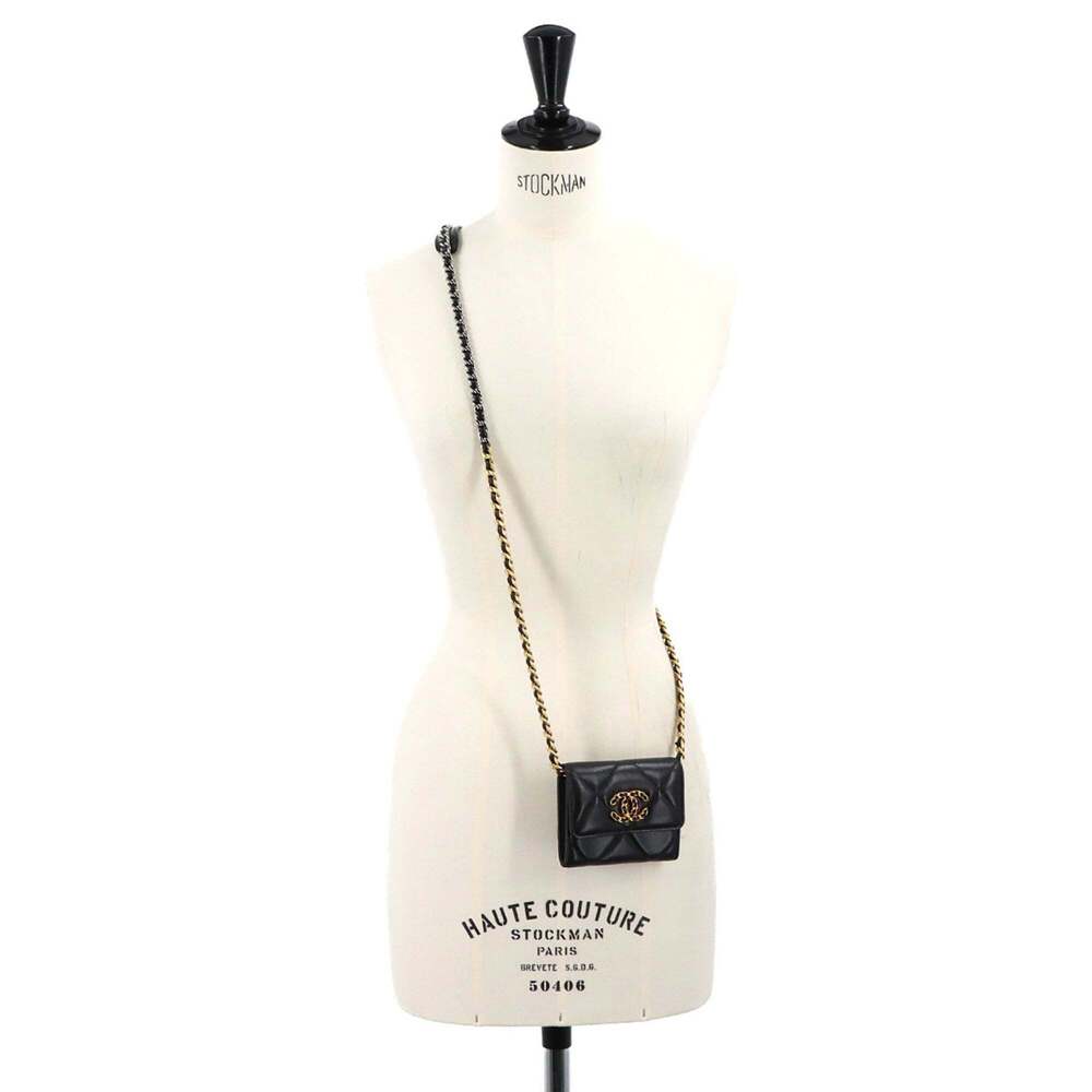 CHANEL Black Leather Wallet - Picture 10 of 10